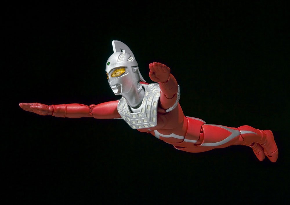 Ultraman-Ultra-Seven-Ultra-Act-Action-Figure-Flying-Pose